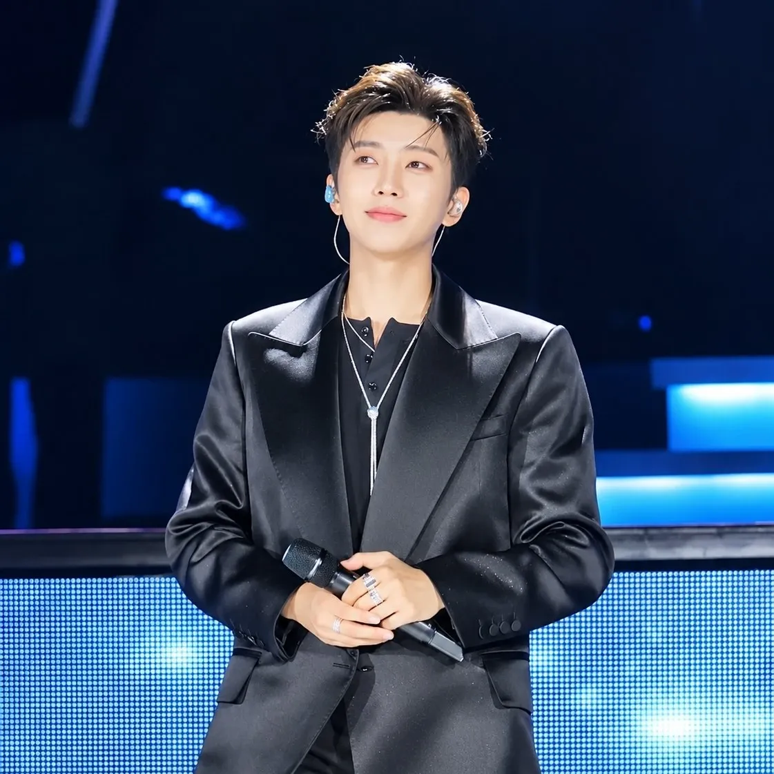 Cuplikan di balik layar dari Lim Youngwoong