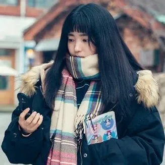 Behind-the-scenes cut of Kim Taeri