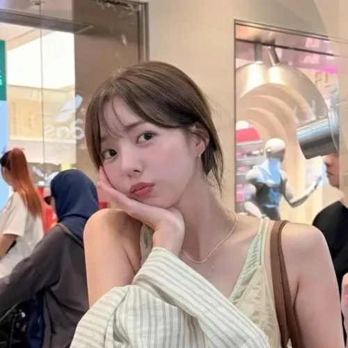 Explosively popular post in Choeaedol Celeb community
