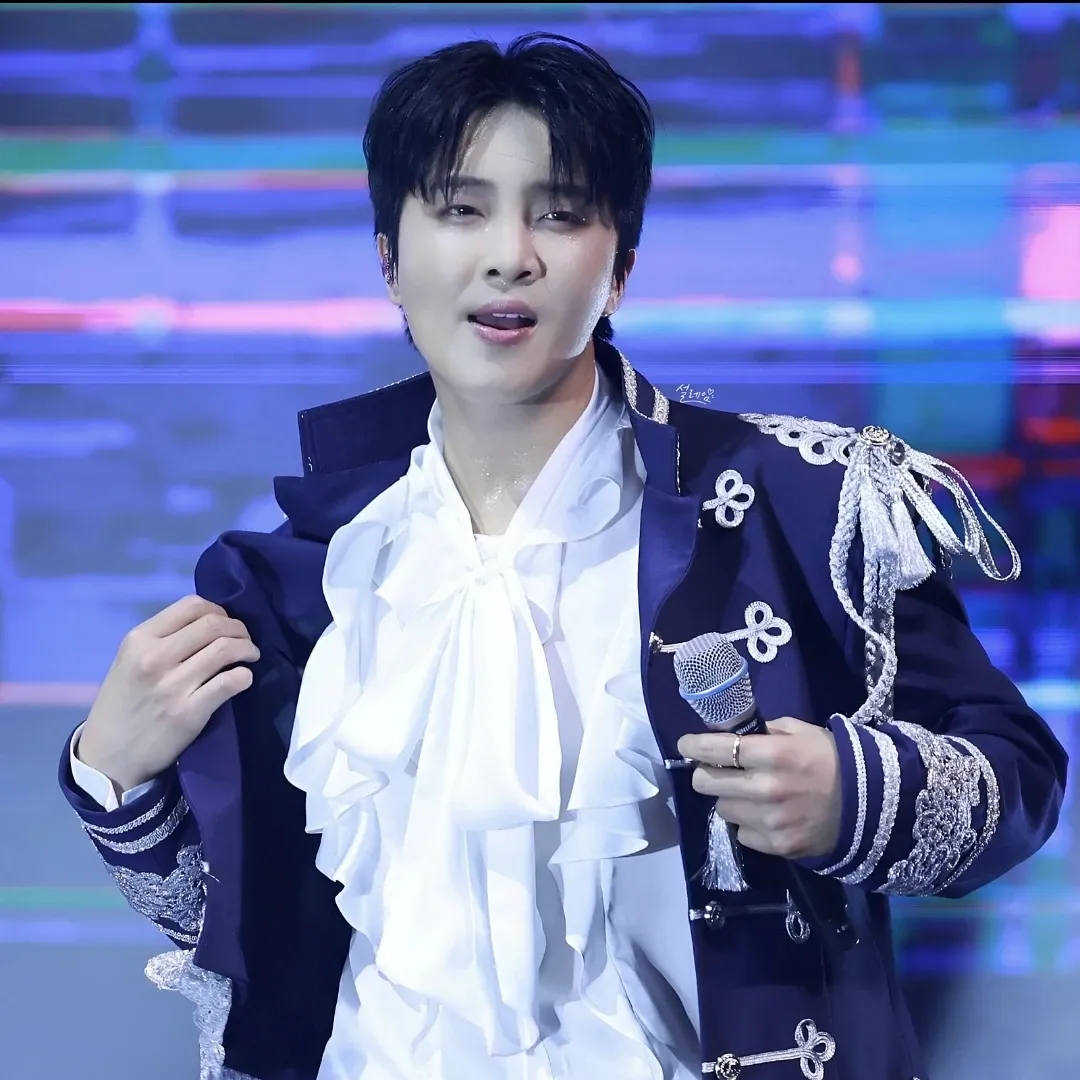 Behind-the-scenes cut of Hwang Yunsung