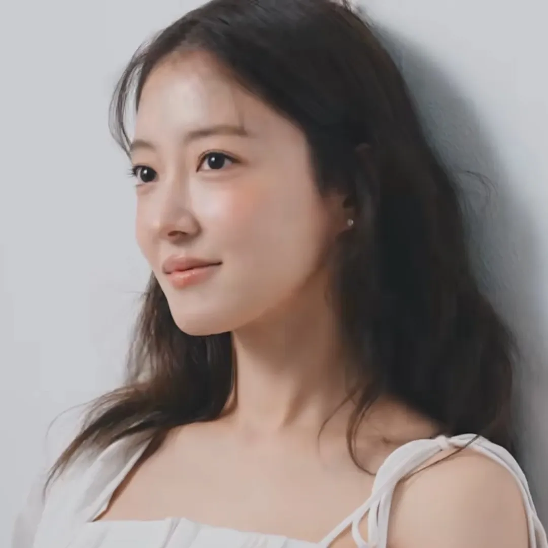 A moment captured by a fan of Lee Seyoung