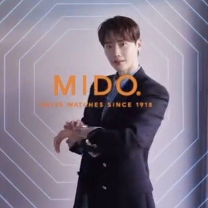 Today’s standout profile photo of Lee Jongsuk on Choeaedol Celeb