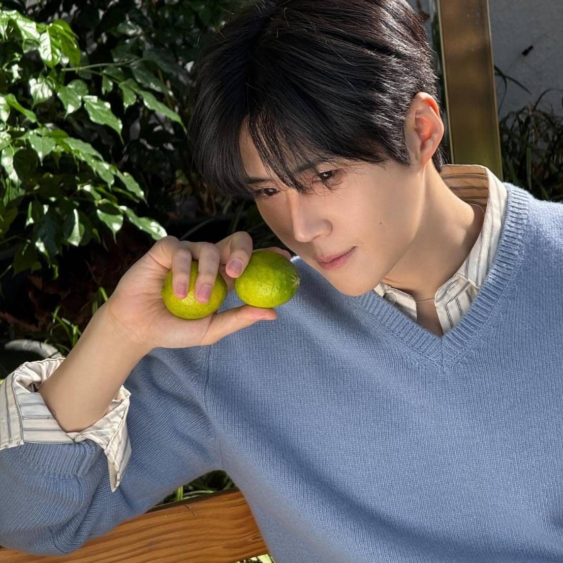 Behind-the-scenes cut of Kim Seonho