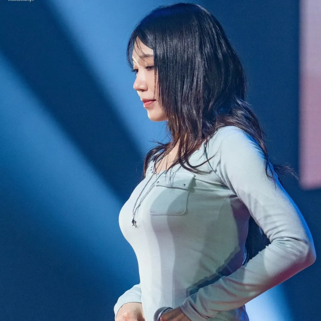 Momen yang diabadikan oleh penggemar Jung Eunji