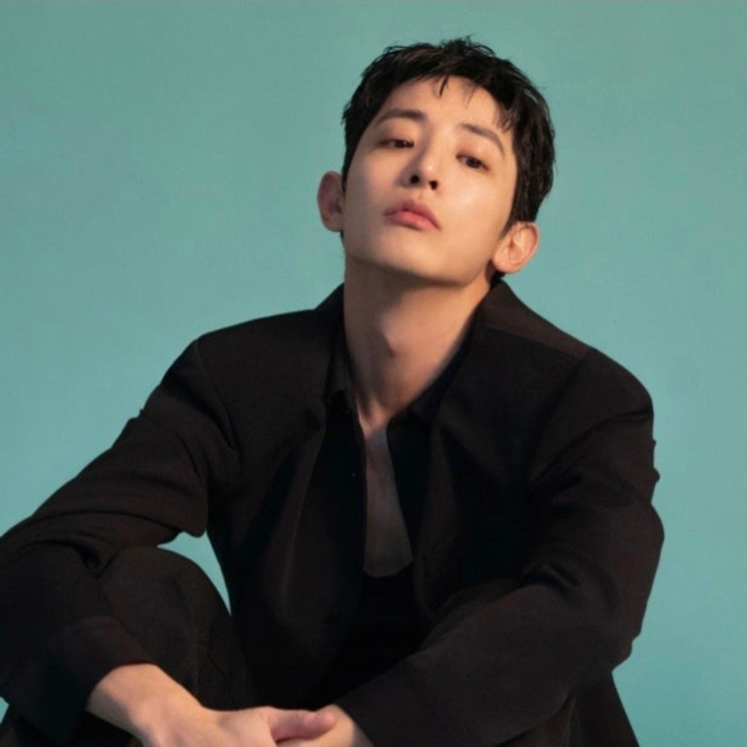 Behind-the-scenes cut of Lee Soohyuk