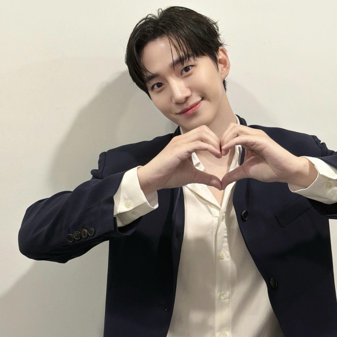 李俊昊的最新照片