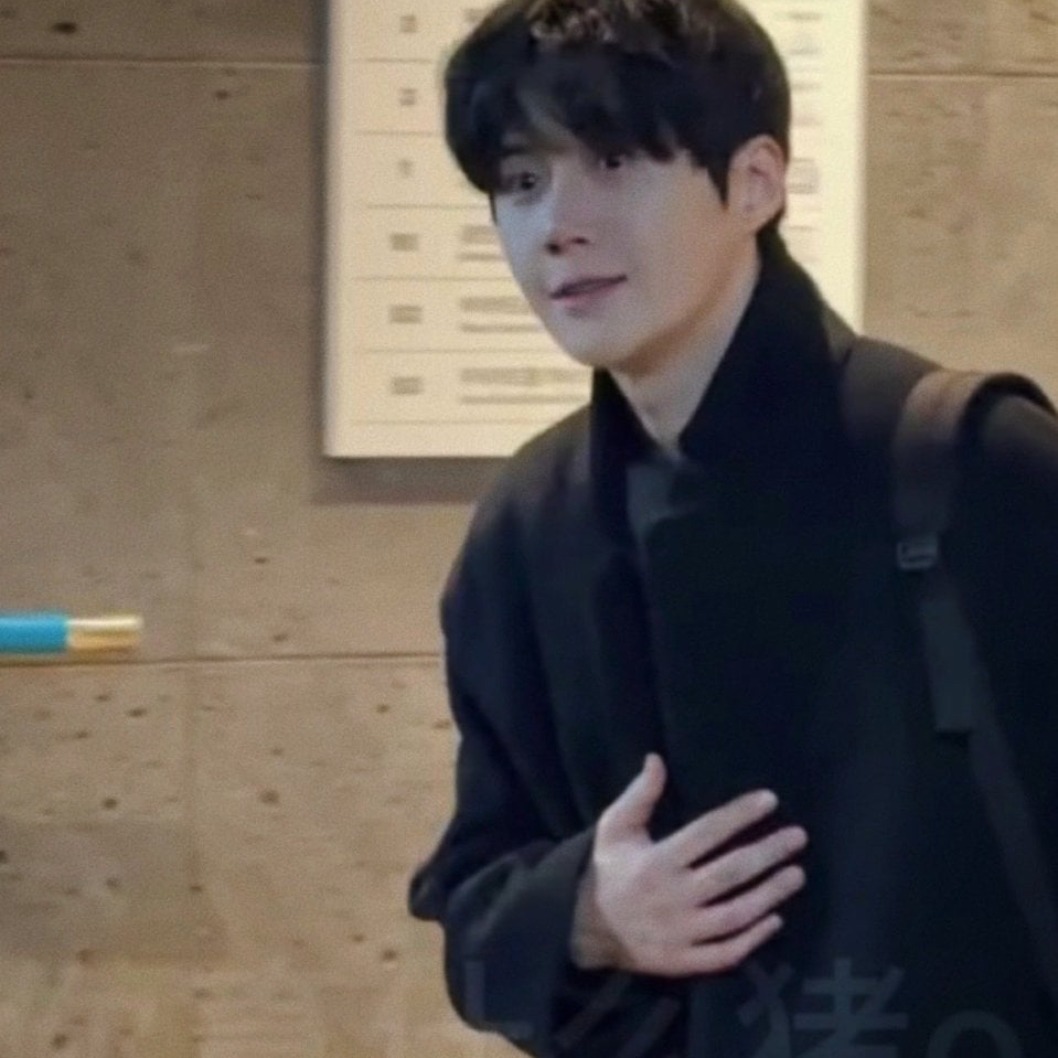 Cuplikan di balik layar dari Kim Seonho