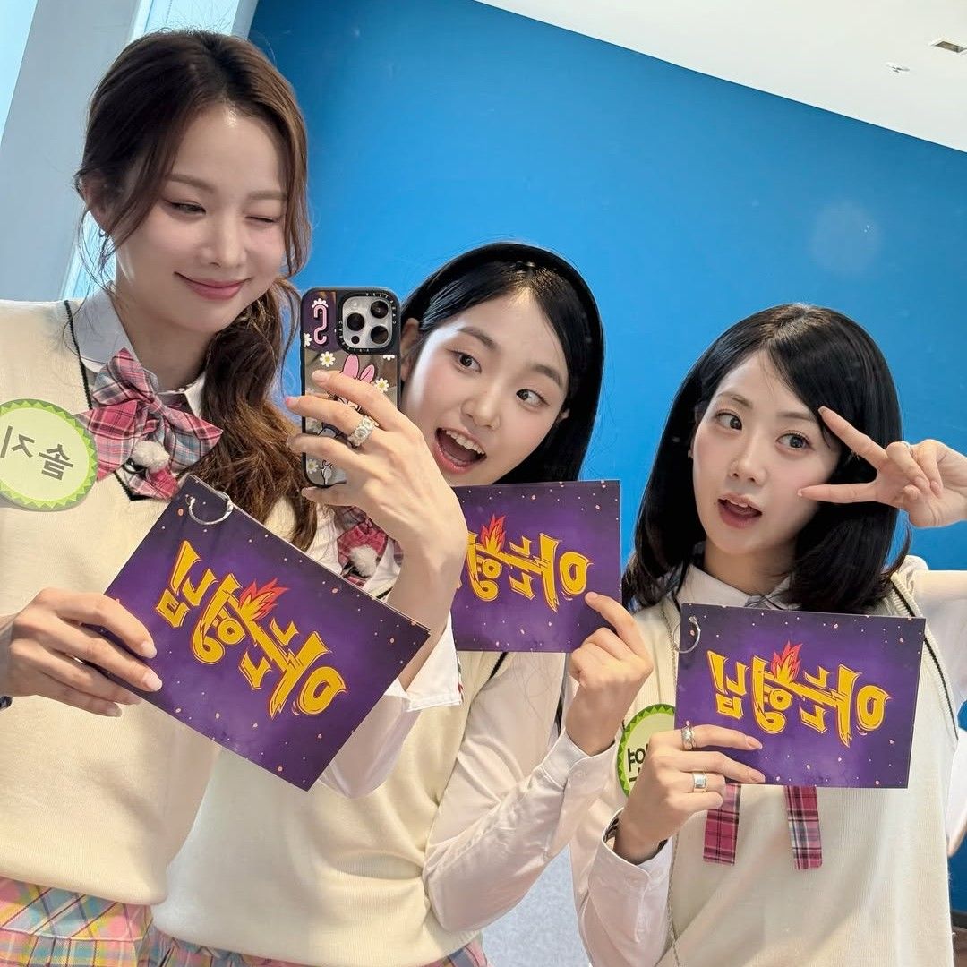 A moment captured by a fan of Kang Hyeyeon