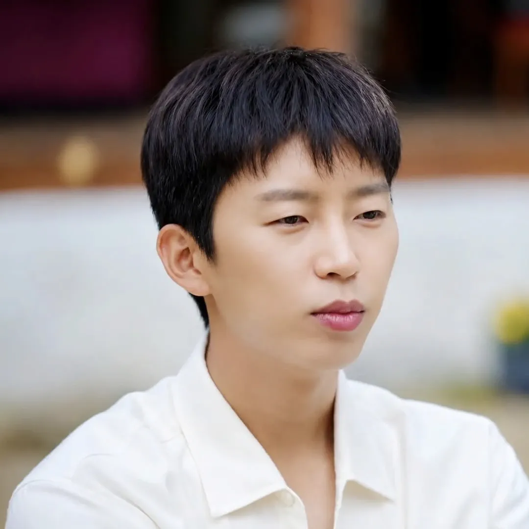 Foto terbaru dari Lim Youngwoong