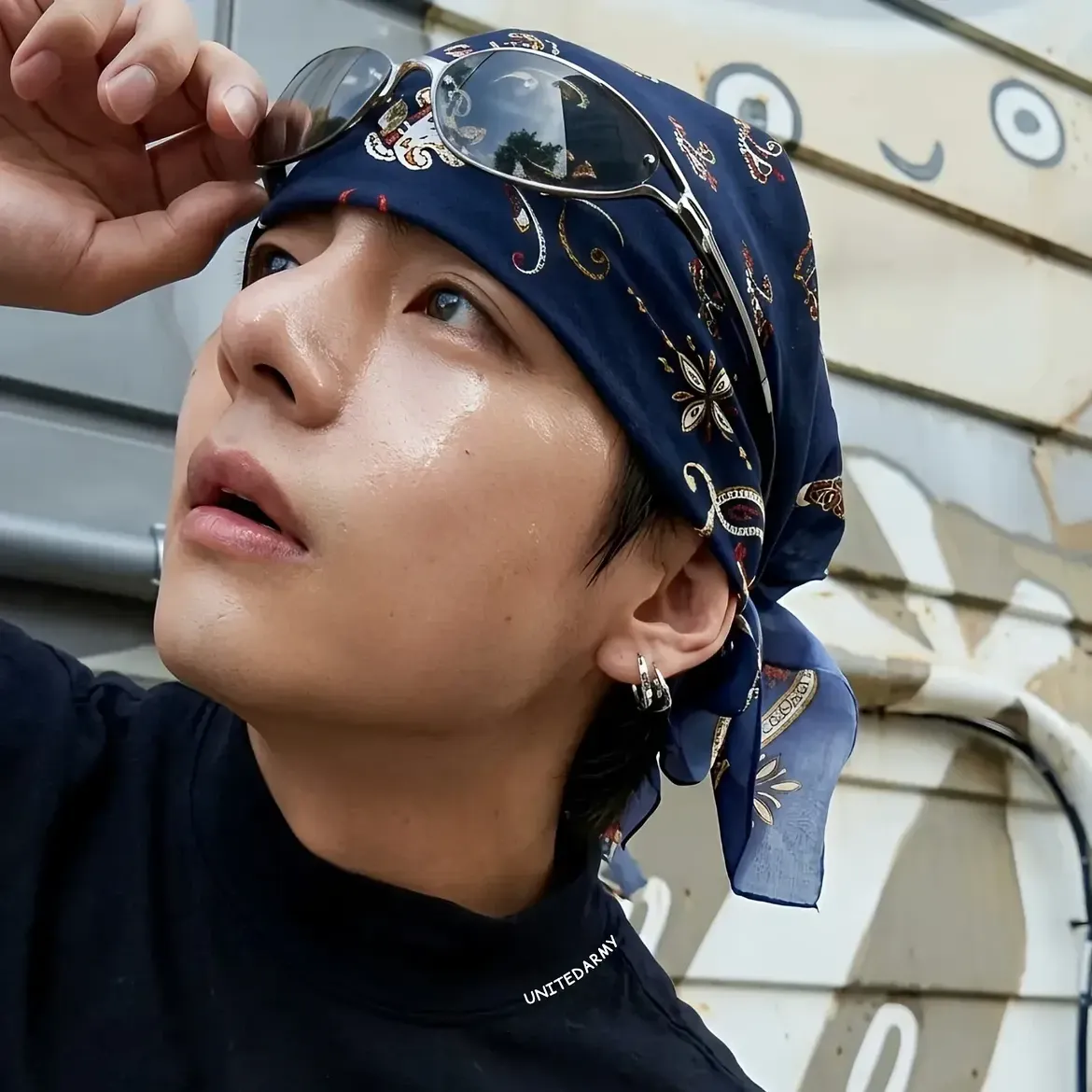 A moment captured by a fan of Kim Taehyung (V)