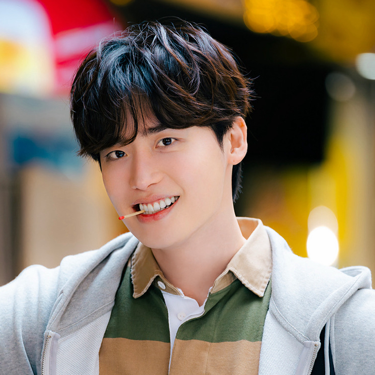 A moment captured by a fan of Lee Jongsuk