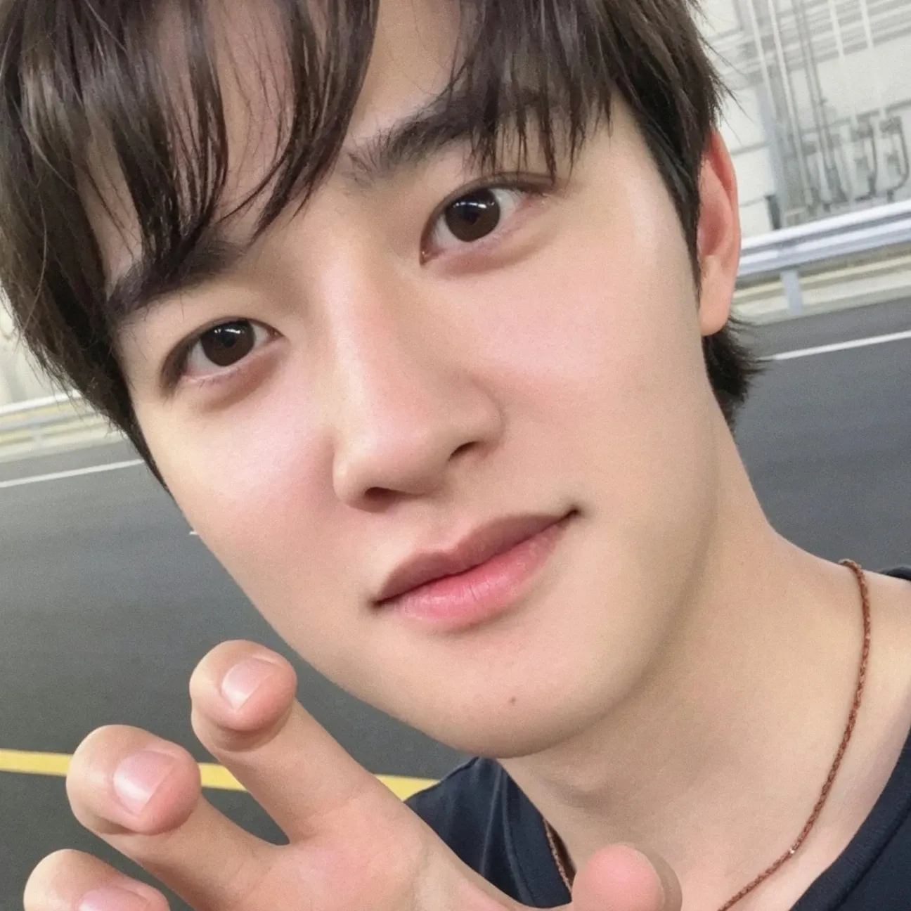 Cuplikan di balik layar dari Doh Kyungsoo (D.O.)