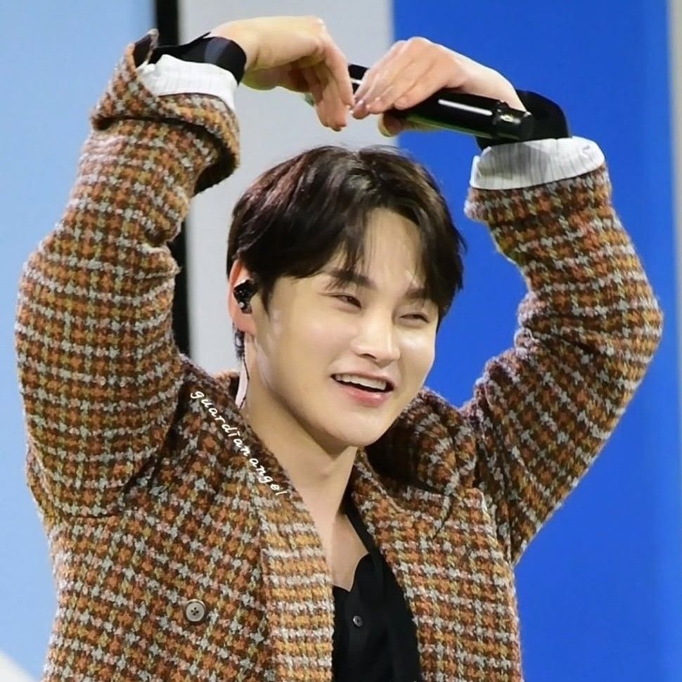 박서진의 비하인드 컷