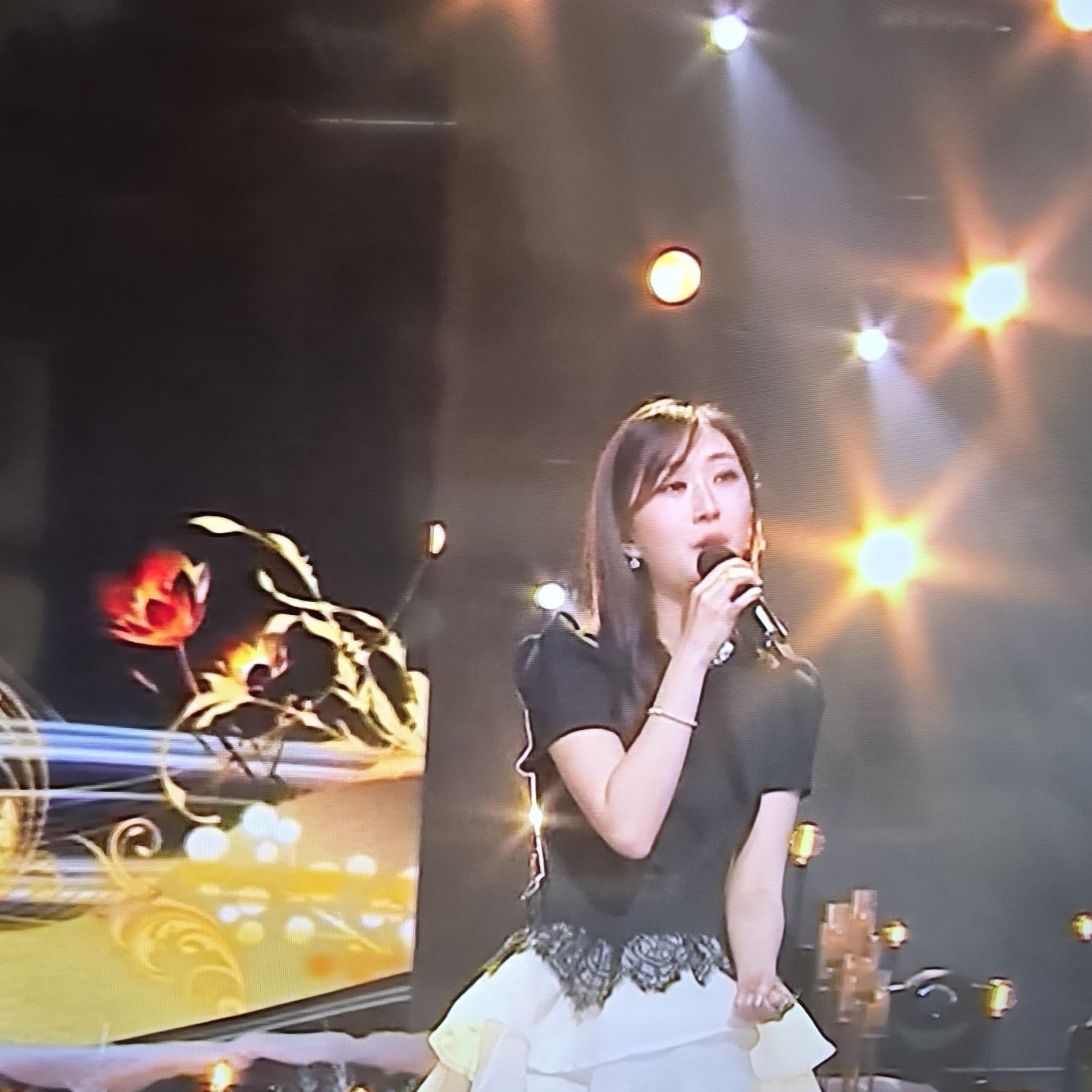 Recent activity shot of Jeon Yujin