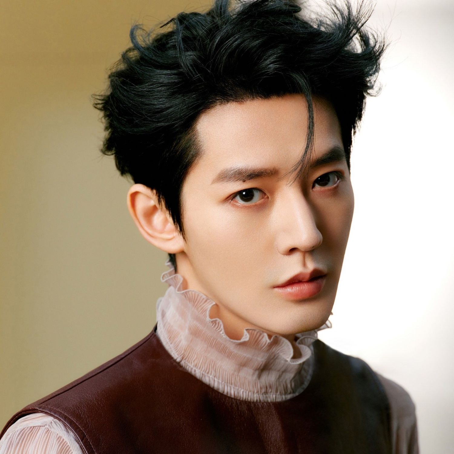 Recent activity shot of Deng Wei