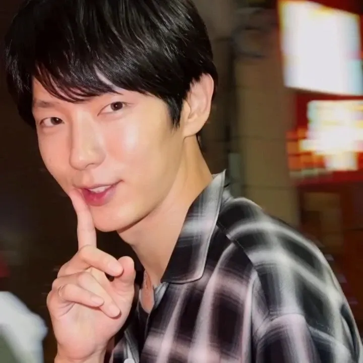 이준기 최근 활동샷