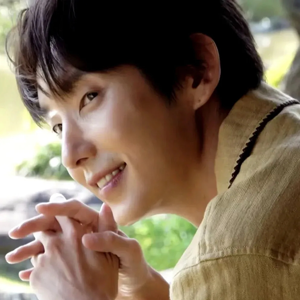 Behind-the-scenes cut of Lee Joongi