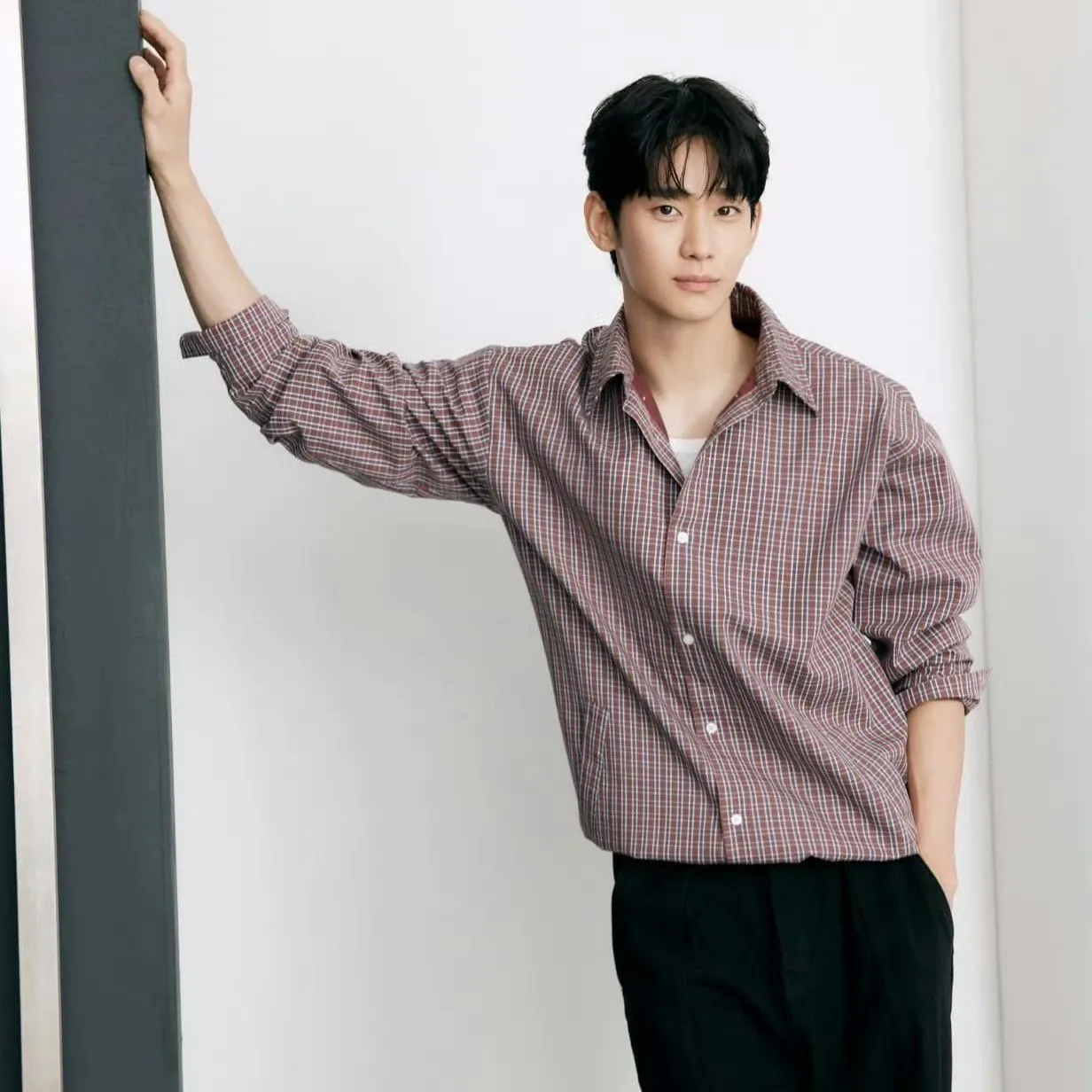 Recent activity shot of Kim Soohyun