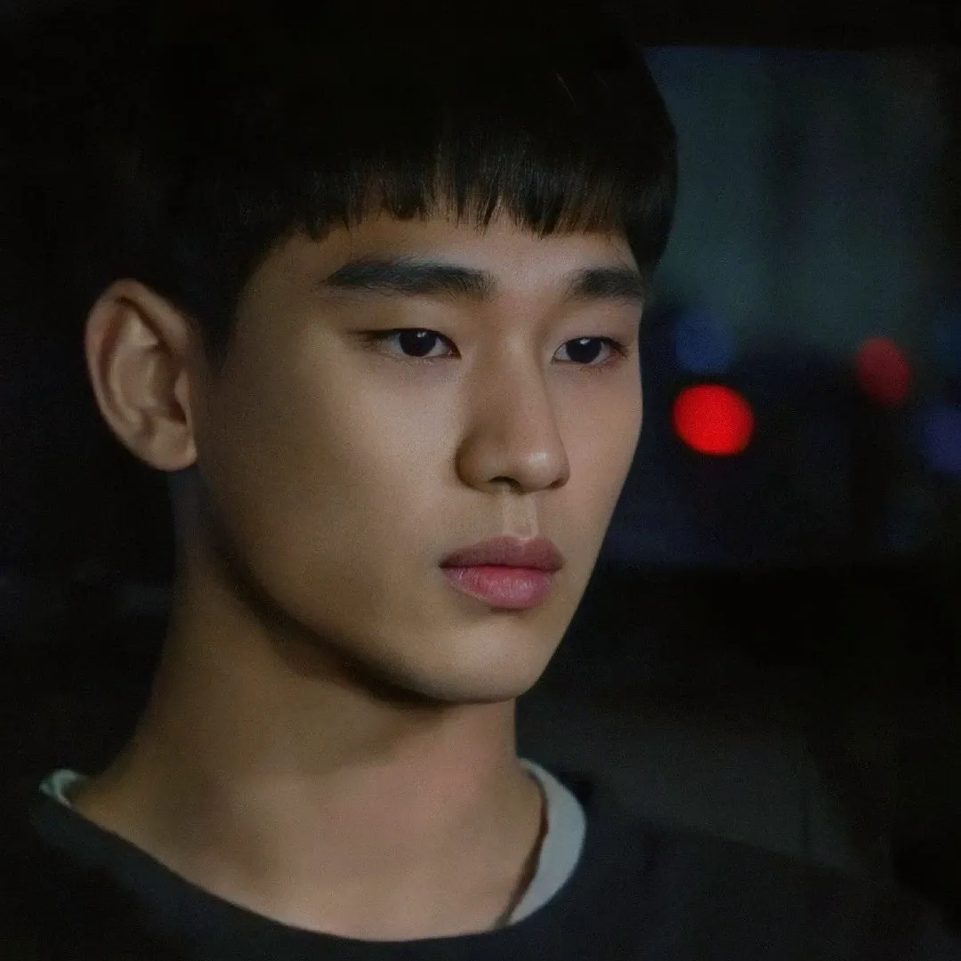 Behind-the-scenes cut of Kim Soohyun