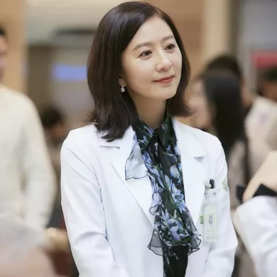 A moment captured by a fan of Kim Heeae