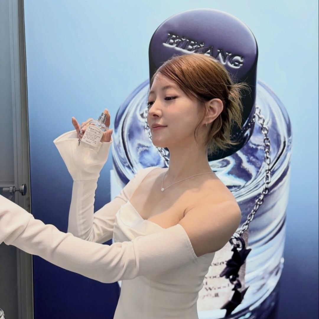 A moment captured by a fan of Lee Seyoung