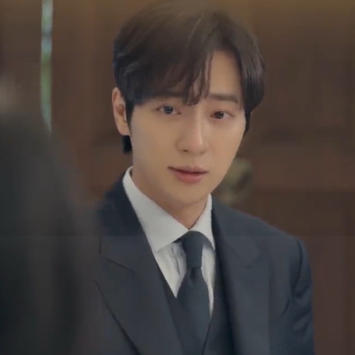 A moment captured by a fan of Lee Sangyeob