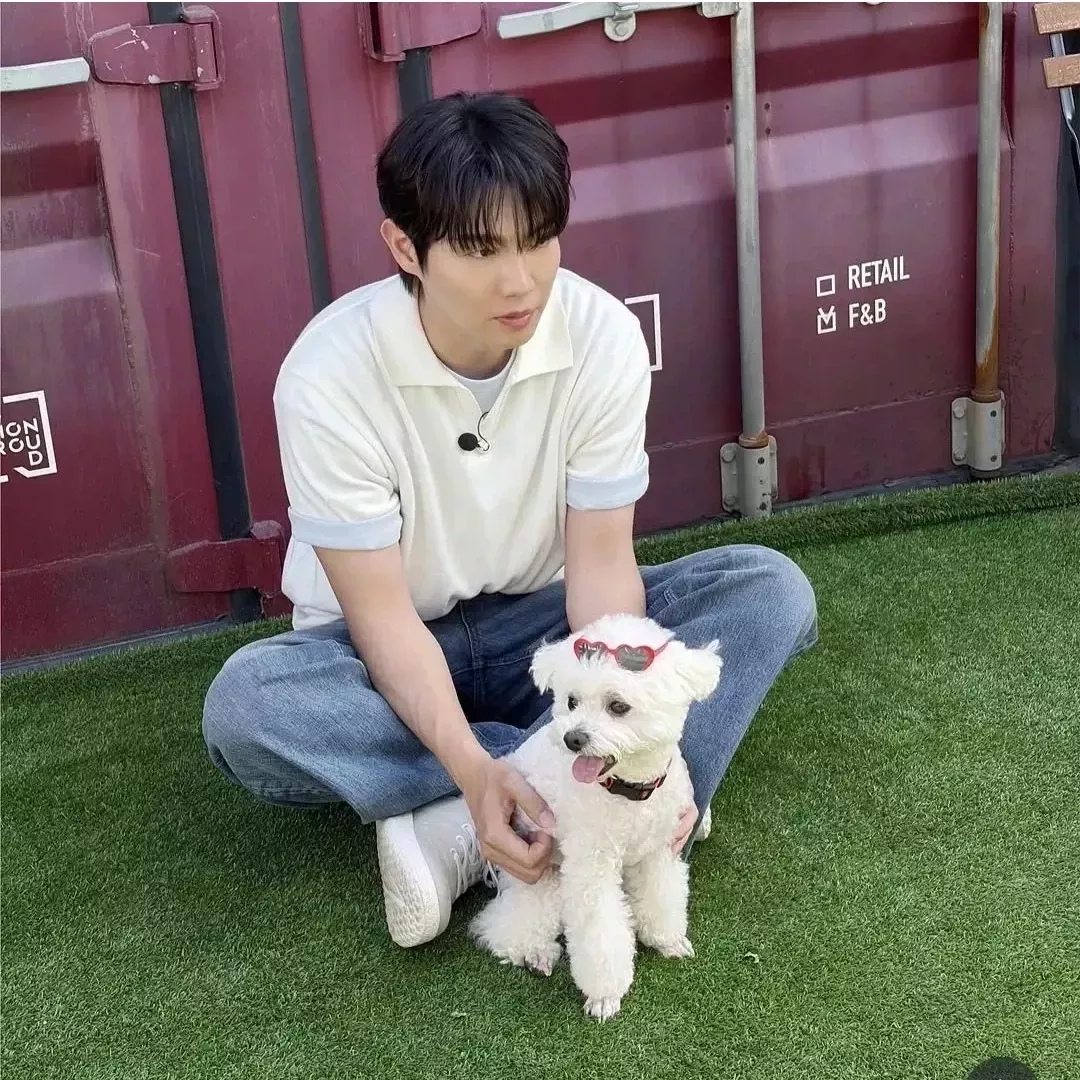 Recent activity shot of Son Taejin