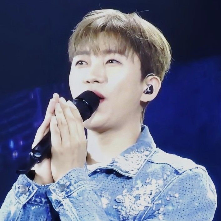 Momen yang diabadikan oleh penggemar Lim Youngwoong