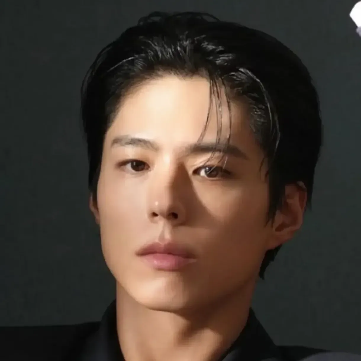 Recent activity shot of Park Bogum
