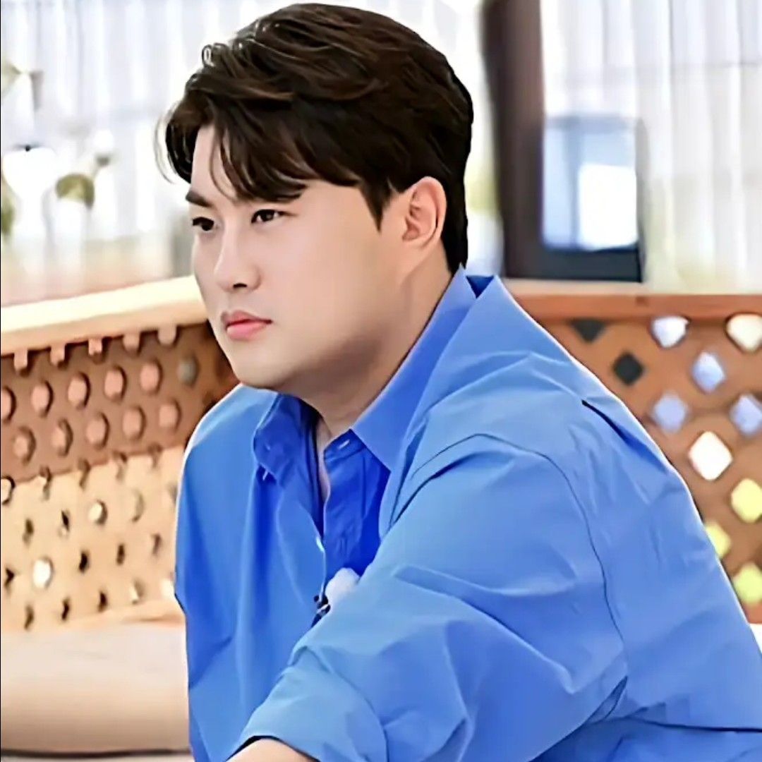 粉絲拍下的金浩中瞬間