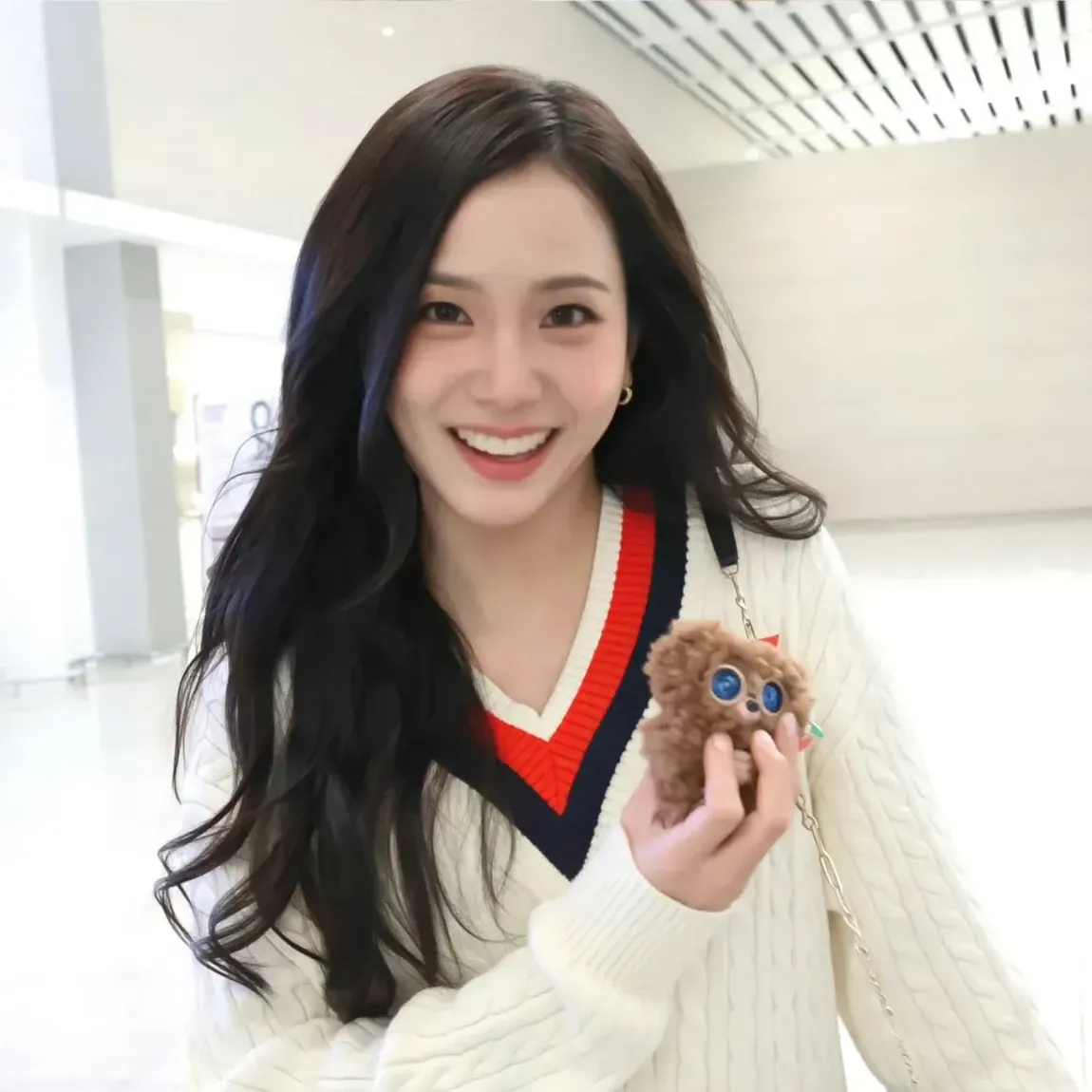 Latest photo of Jisoo (1995)