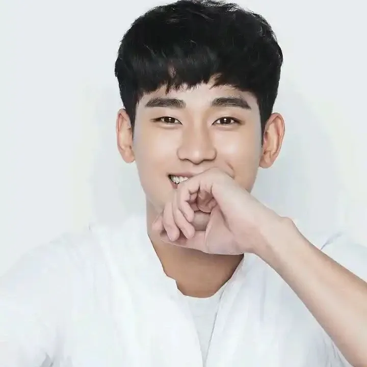 Recent activity shot of Kim Soohyun