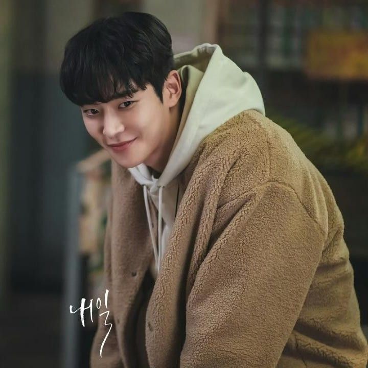 로운 최근 활동샷