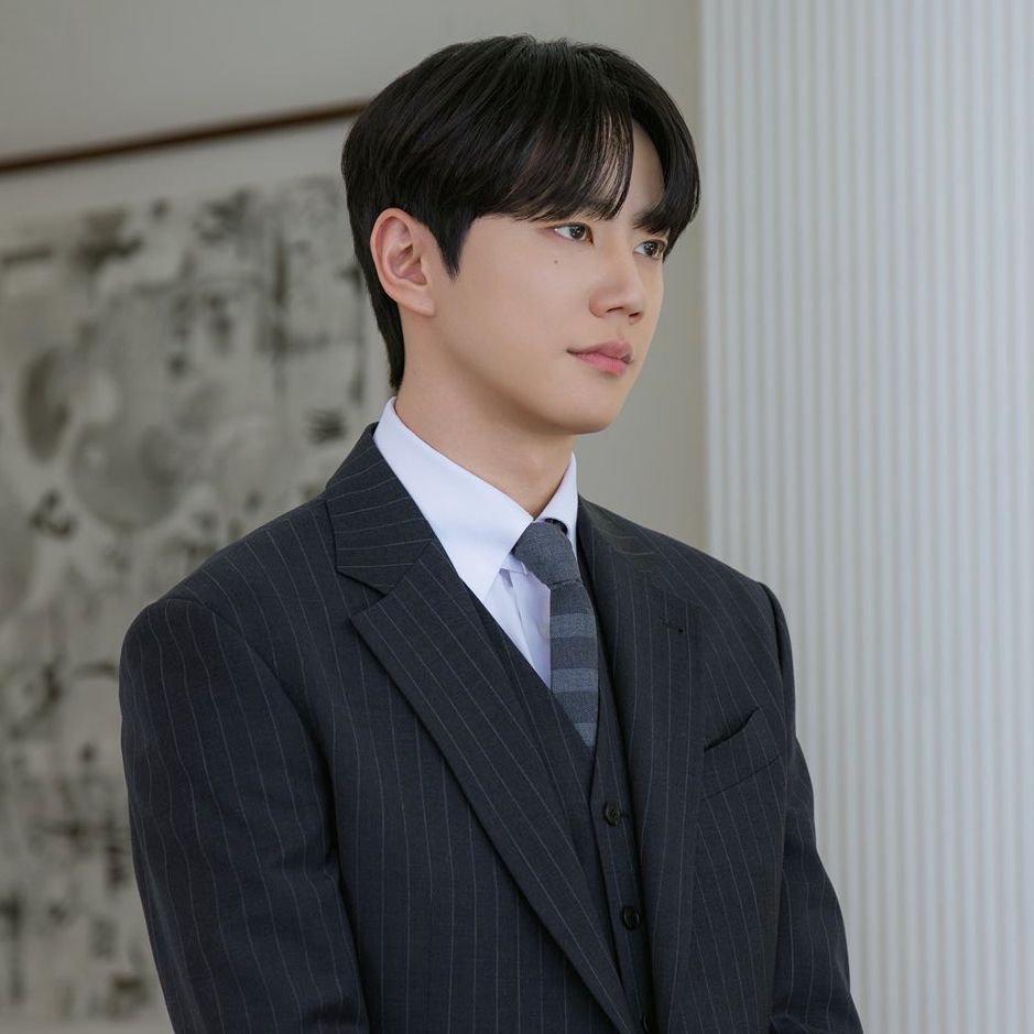 Recent activity shot of Lee Junyoung