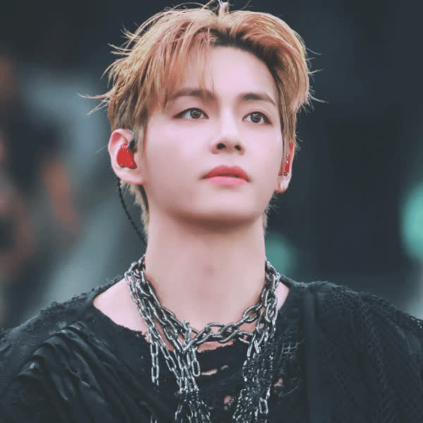 Popular profile photo of Kim Taehyung (V) loved by fans