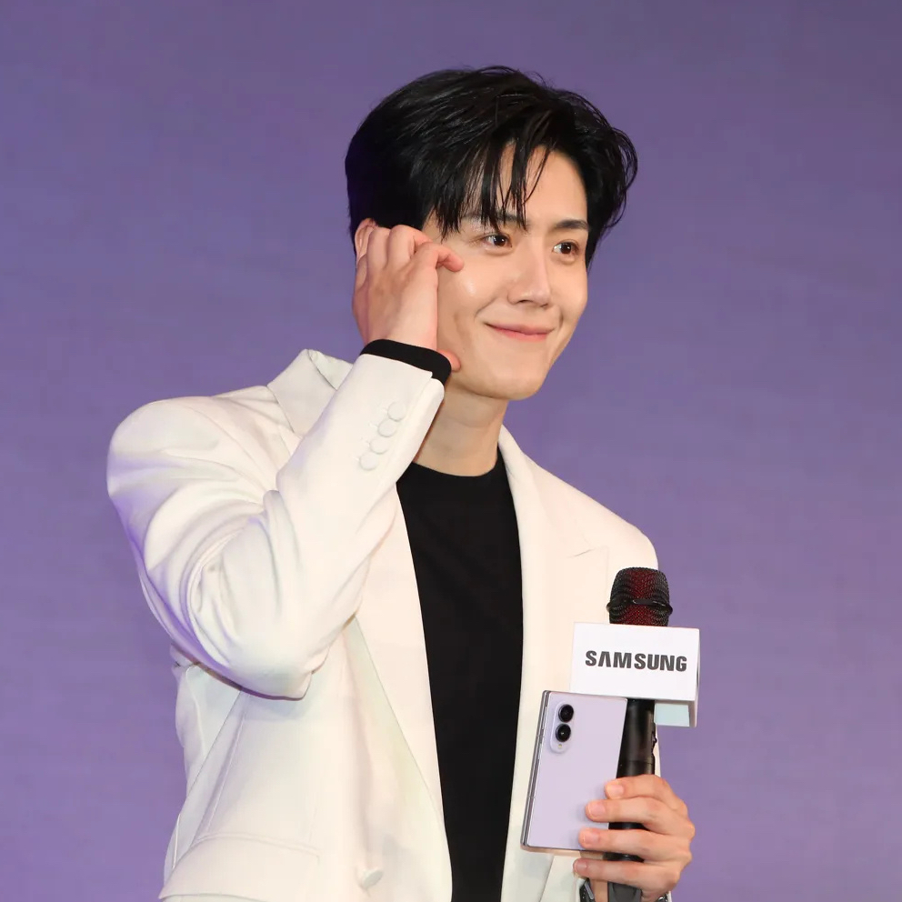 Cuplikan di balik layar dari Kim Seonho