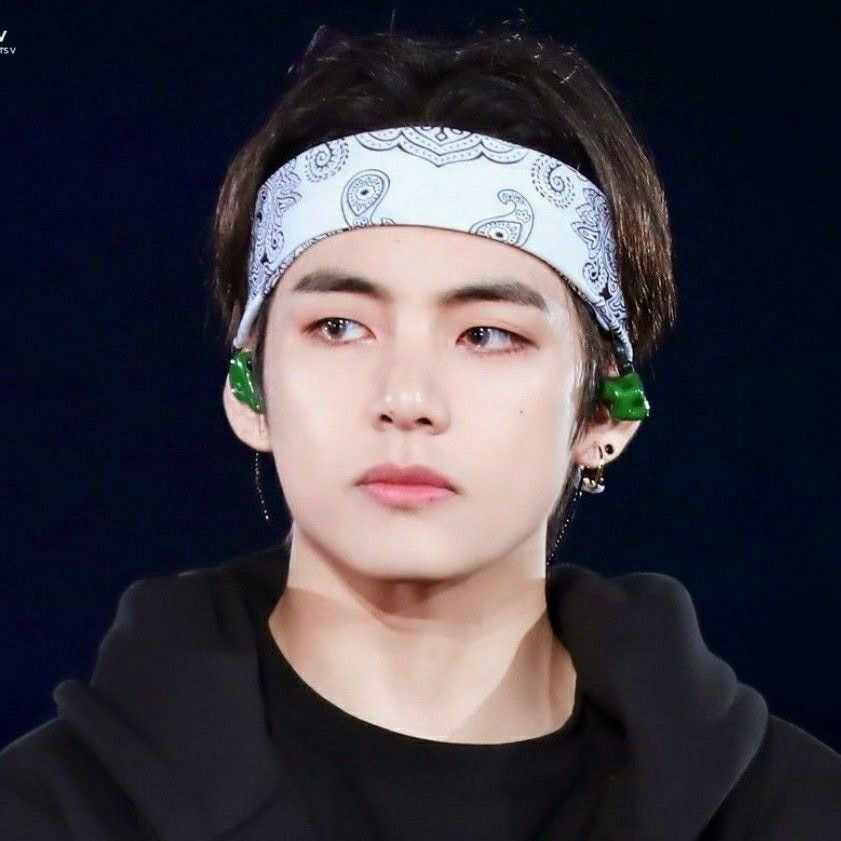 Behind-the-scenes cut of Kim Taehyung (V)