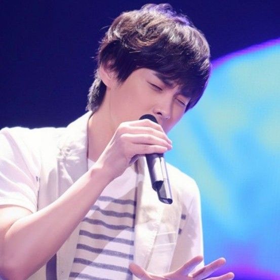 Behind-the-scenes cut of Min Kyunghoon