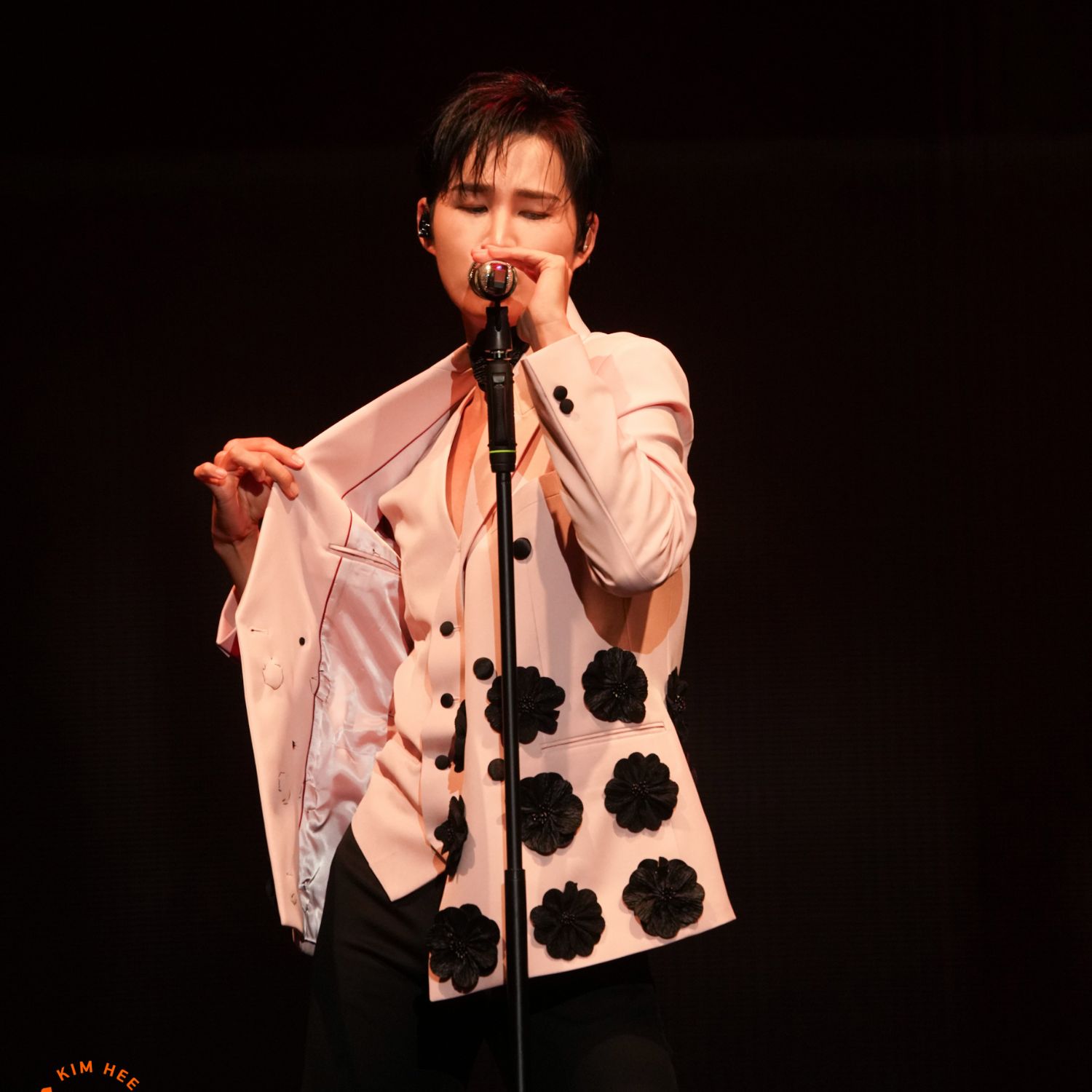 Cuplikan di balik layar dari Kim Heejae