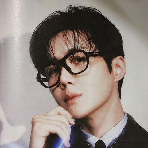 Latest photo of Kim Seonho