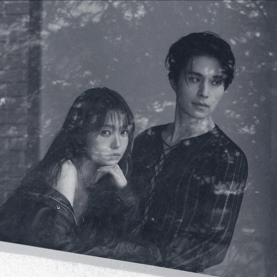 A moment captured by a fan of Lee Dongwook