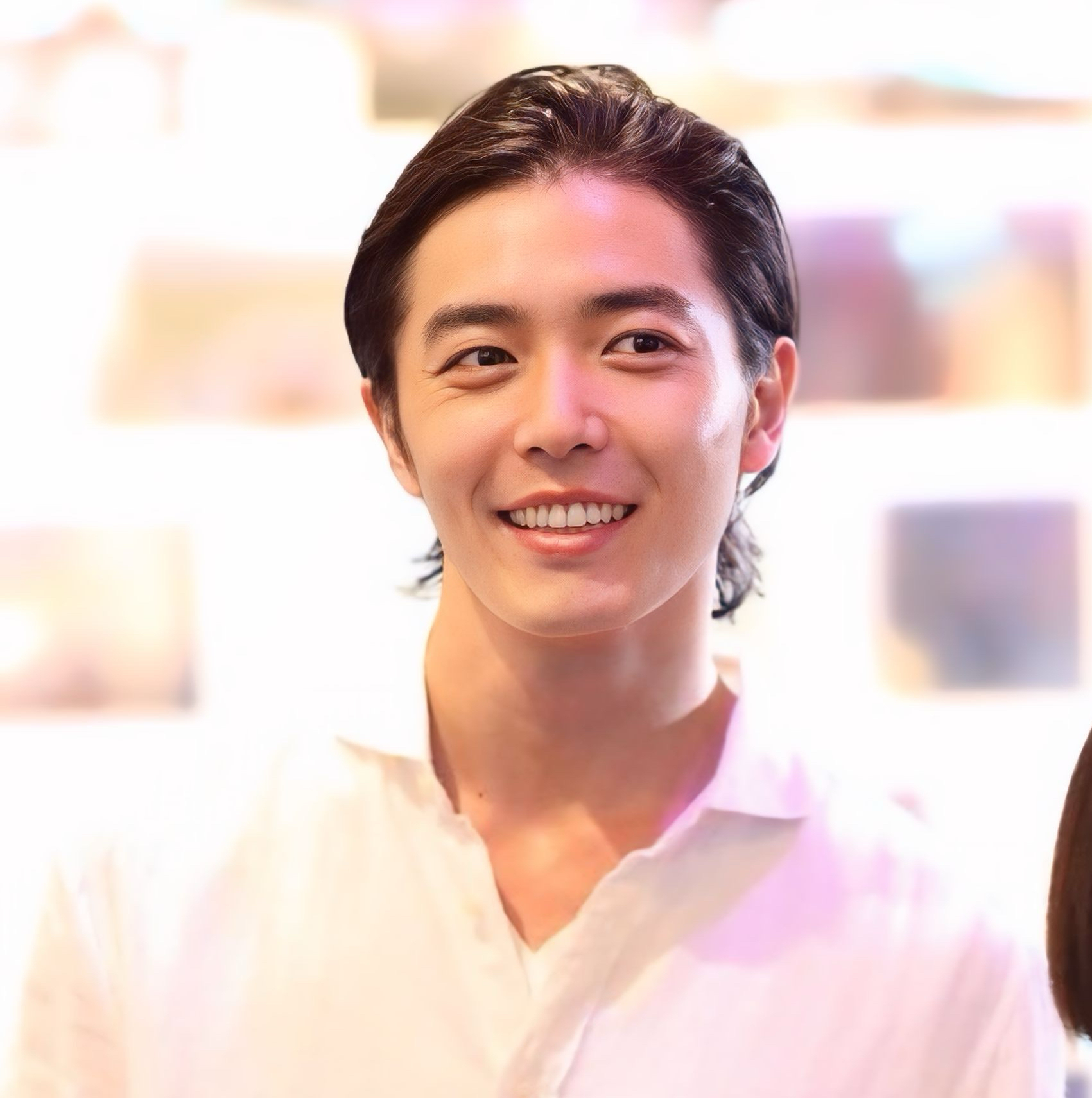 Behind-the-scenes cut of Kim Jaewook