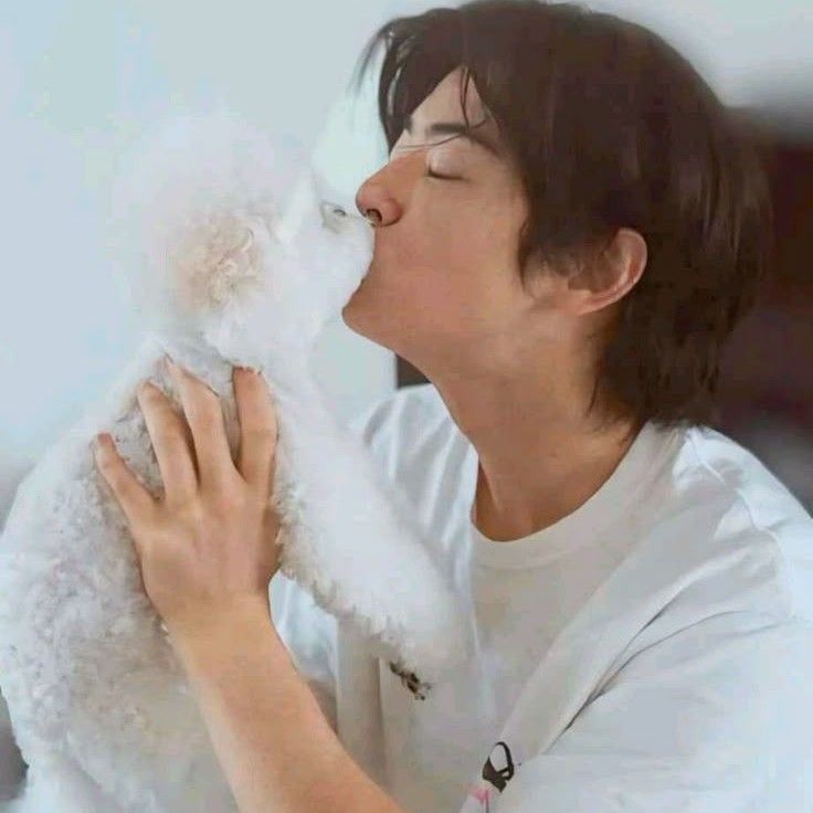 Latest photo of Cha Eunwoo