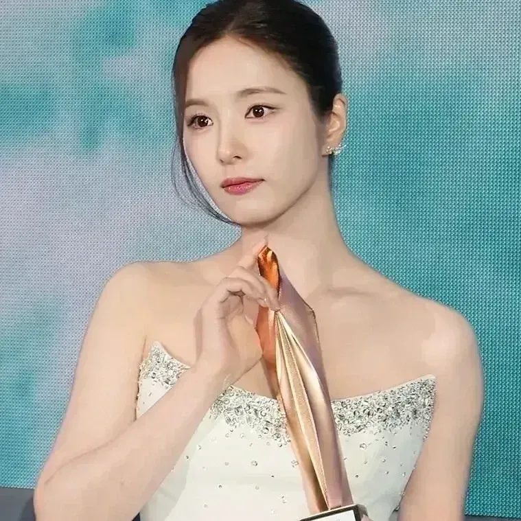 Behind-the-scenes cut of Shin Sekyung