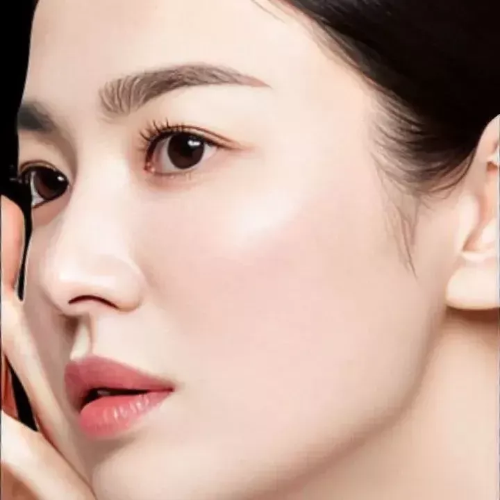 Latest photo of Song Hyekyo