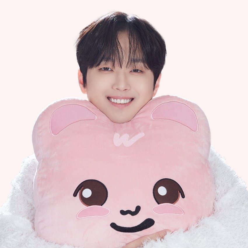 Momen yang diabadikan oleh penggemar Lee Chanwon