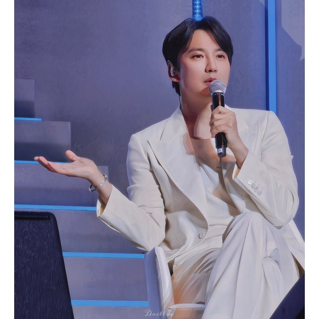 Behind-the-scenes cut of Kim Namgil