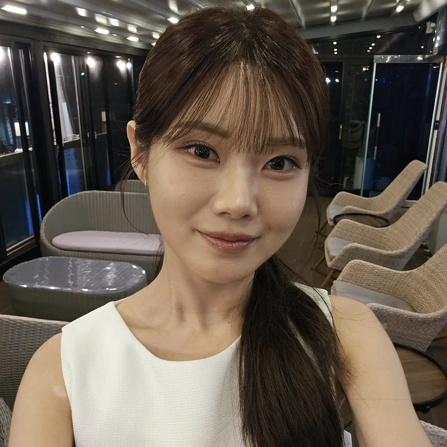 Behind-the-scenes cut of Bae Ahyeon