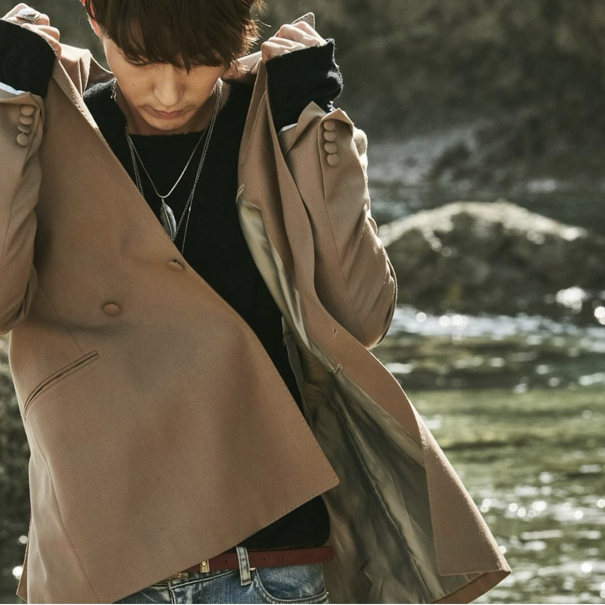 Behind-the-scenes cut of Lee Joongi