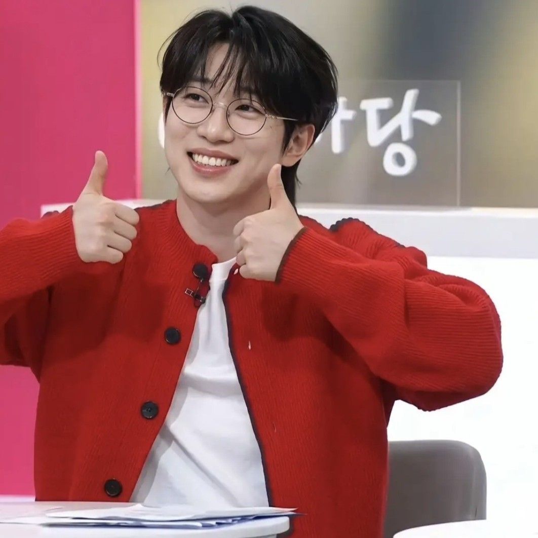 Behind-the-scenes cut of An Sunghoon